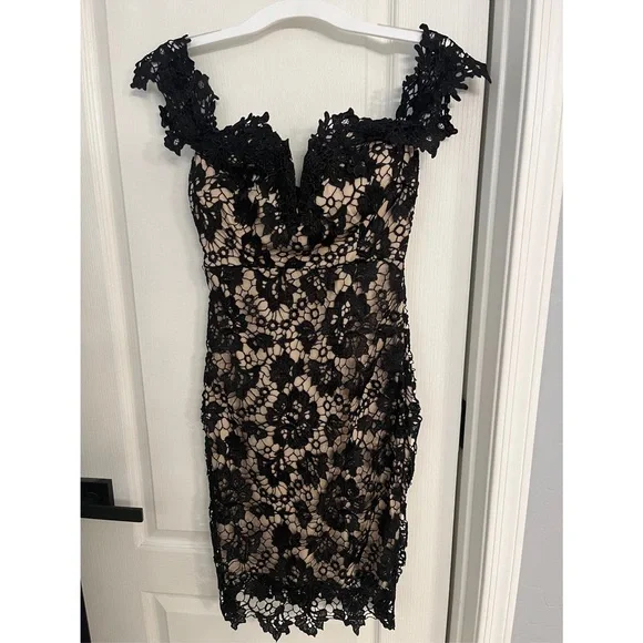 chinese dress ladies Black Illusion Floral Lace Overlay A-Line Dress